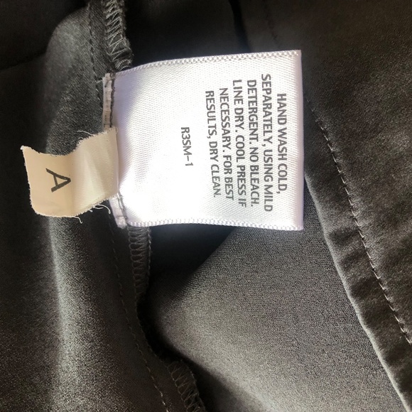 SOLD! Eileen Fisher long sleeve silk button down blouse - Picture 6 of 9